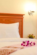 Phaithong Sotel Resort