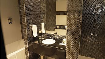 Signature 1 Hotel Tecom