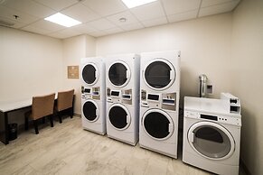 Candlewood Suites West Edmonton - Mall Area by IHG