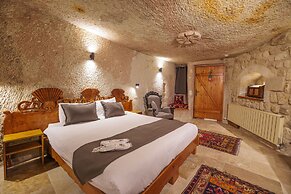 Canyon Cave Hotel