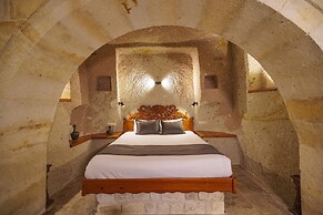 Canyon Cave Hotel