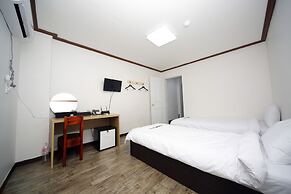 Ekonomy Hotel Mokpo