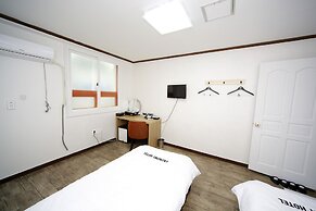 Ekonomy Hotel Mokpo