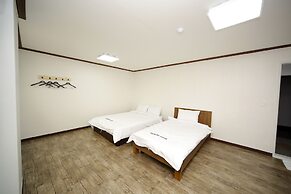 Ekonomy Hotel Mokpo