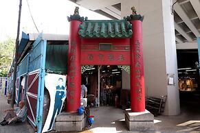 Shanghai Red