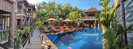JAVA WOODEN VILLA