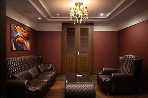 Zenith Hotel