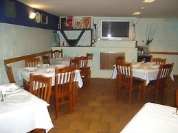 Hotel Doña María