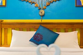 Barefoot Hotel Kalim Beach Front