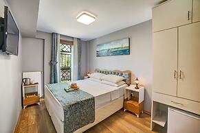 Elite Hotel By MK