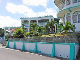 The Apartments at Jolly Castle