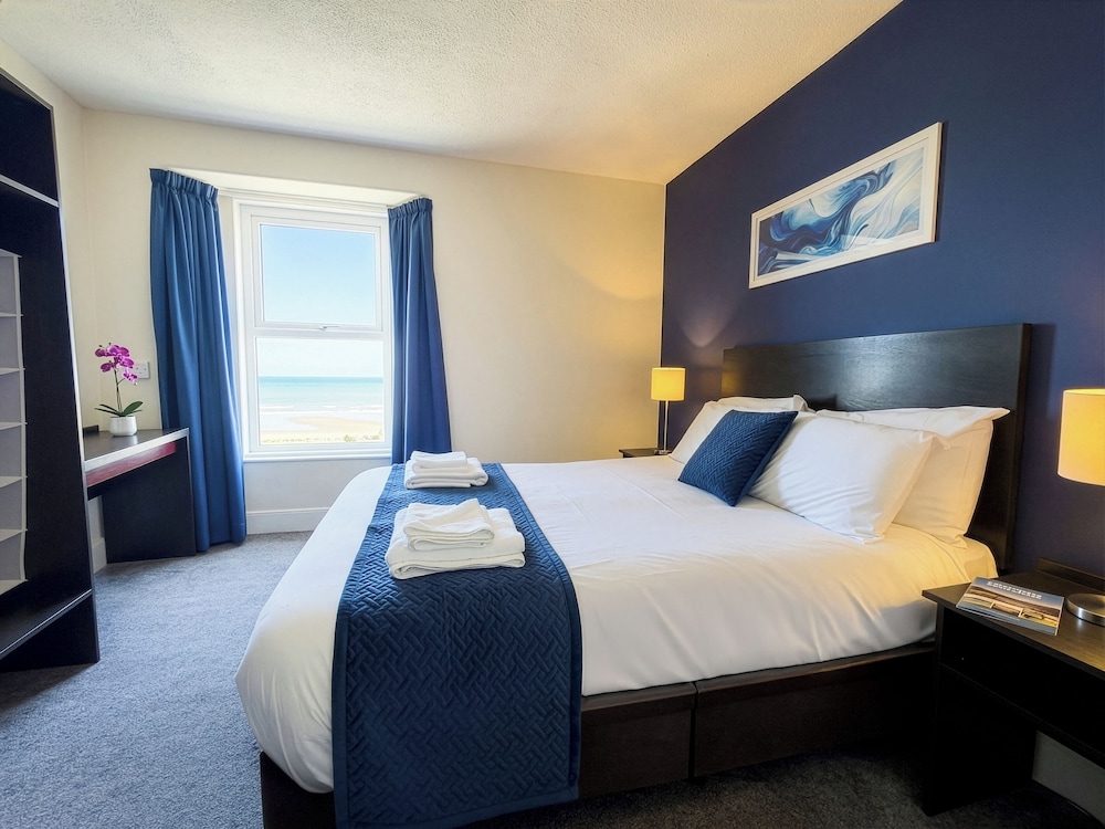 The Esplanade Hotel by Compass Hospitality