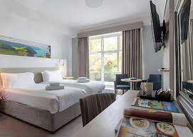 The Valley of Rocks Hotel