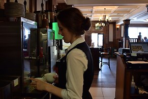 Bay View Hotel