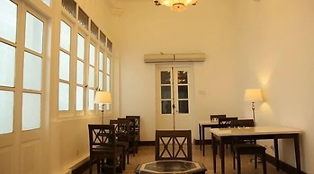 Alimar Hotel