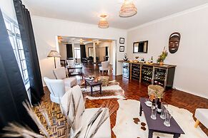 Le Petit Chateau