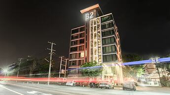B2 Black Business & Budget Hotel