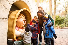 Efteling Wonder Hotel - Theme Park tickets included