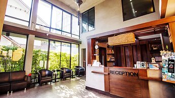 B2 Lampang City Boutique & Budget Hotel