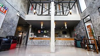 B2 Thippanate Boutique & Budget Hotel