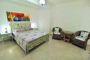Bahama Art Hotel