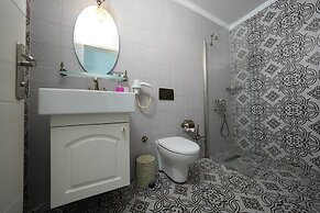 Bahama Art Hotel