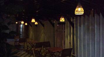 Center Homestay