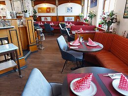 Hotel König