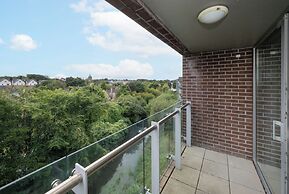 Victoria Mills