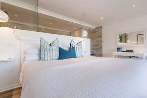 Amanzi Island Boutique Hotel