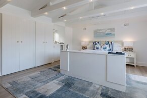 Amanzi Island Boutique Hotel