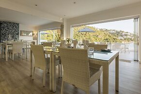 Amanzi Island Boutique Hotel