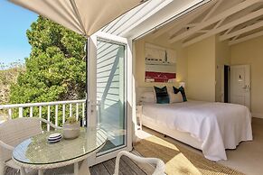 Amanzi Island Boutique Hotel