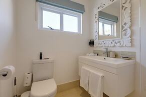 Amanzi Island Boutique Hotel