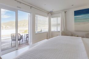 Amanzi Island Boutique Hotel