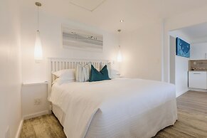 Amanzi Island Boutique Hotel