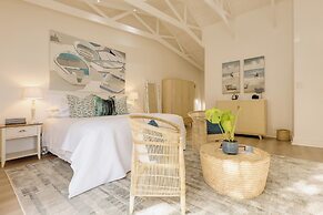 Amanzi Island Boutique Hotel