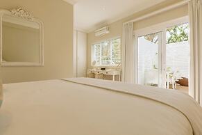 Amanzi Island Boutique Hotel