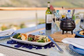 Amanzi Island Boutique Hotel