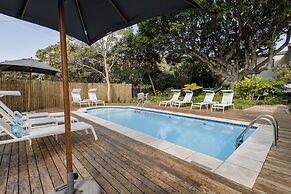 Amanzi Island Boutique Hotel