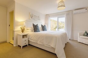 Amanzi Island Boutique Hotel