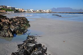 Bradclin Blouberg
