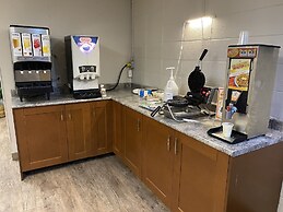 Dauphin Inn Express
