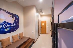 Restiny Hostel