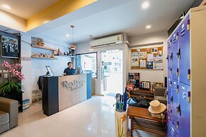 Restiny Hostel