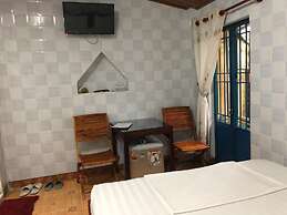 Nha Lan Homestay