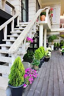 Hi Jun Guesthouse