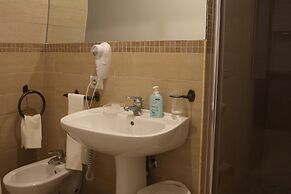 Base Napoli B&B