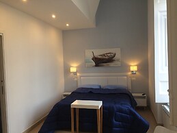 Base Napoli B&B