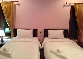 Lanta Cottage